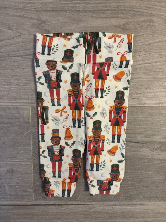 Tale of the bearcracker (leggings and romper)