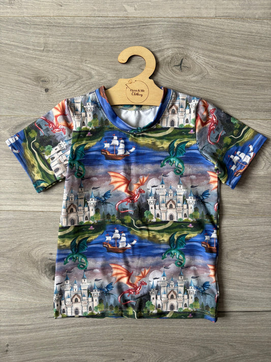 5-6yr dragon top ready to post