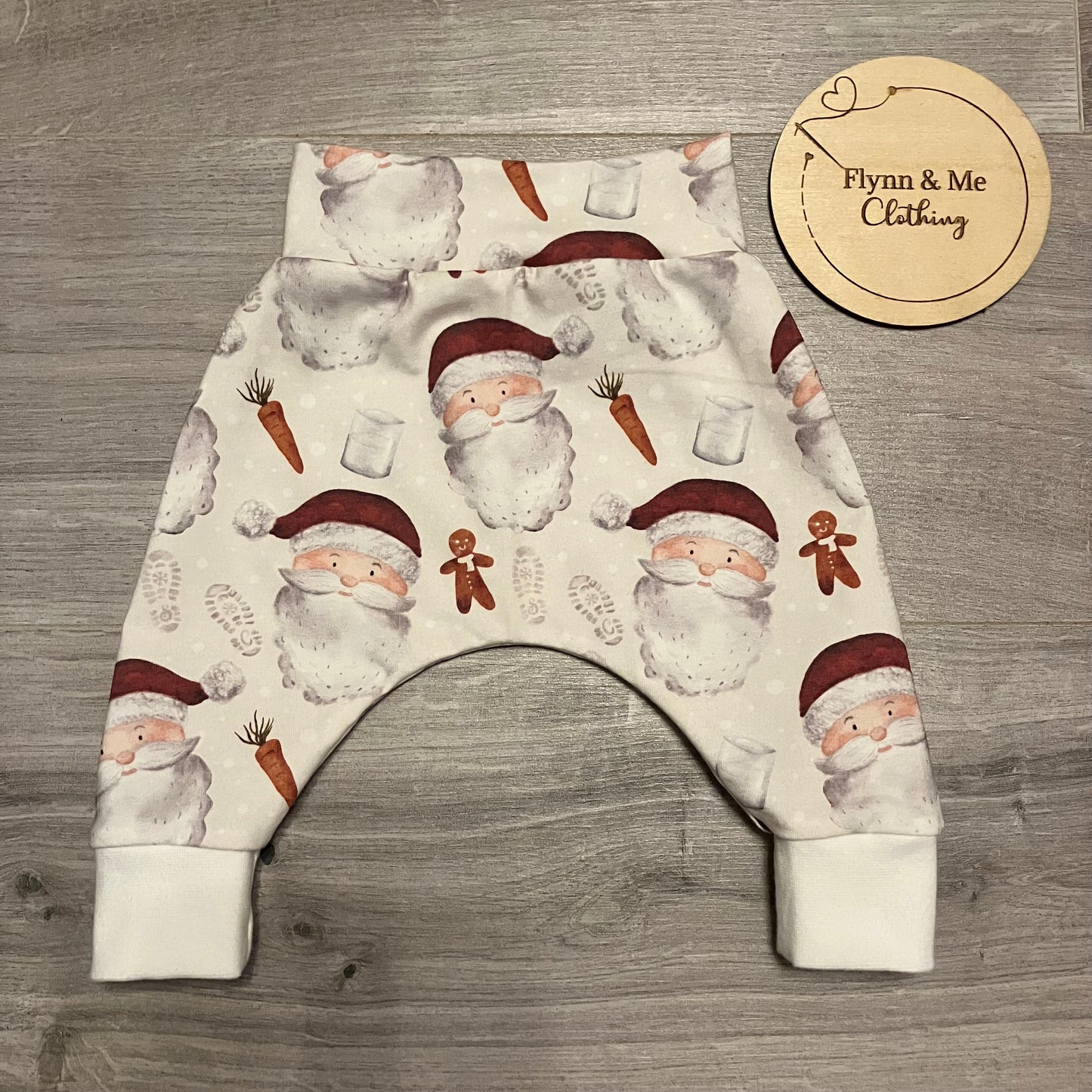 Santa’s Snacks leggings