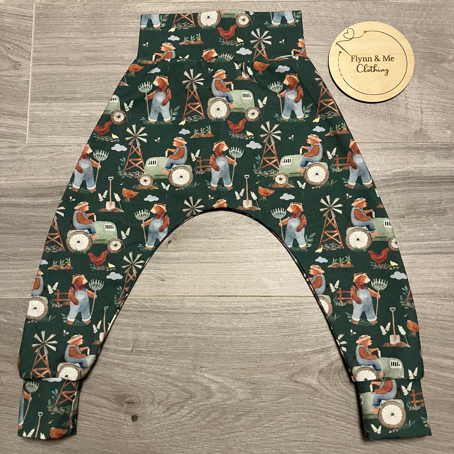 Bearly Working Leggings