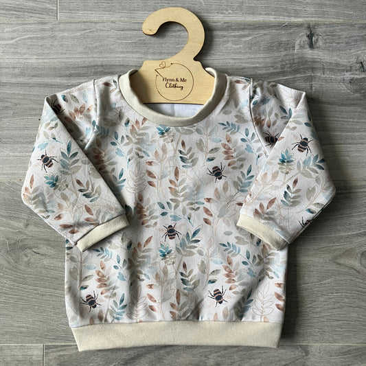 Bees & Leaves Top