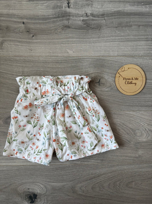 A Buzz About The Meadow Pocket Paperbag Shorts