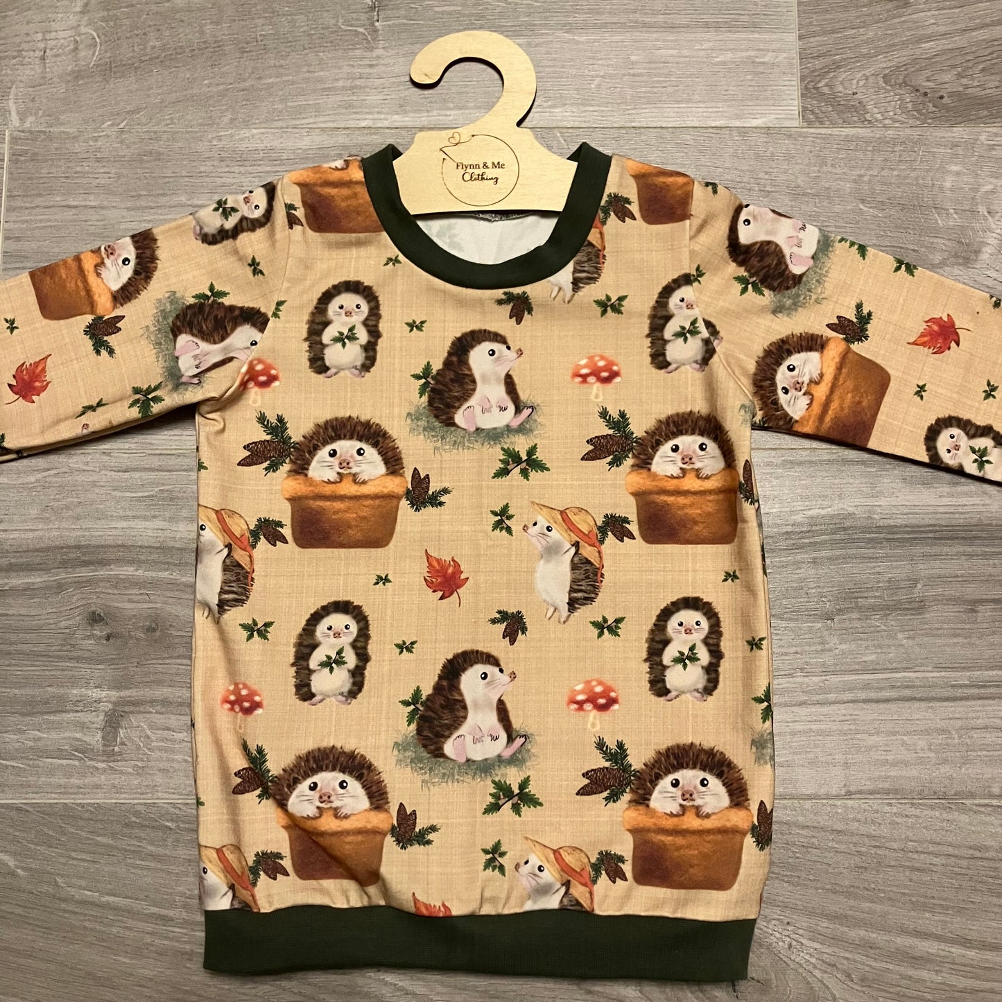 Hedge-hugs & Kisses Top