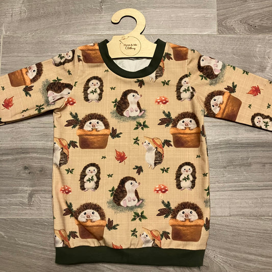 Hedge-hugs & Kisses Top