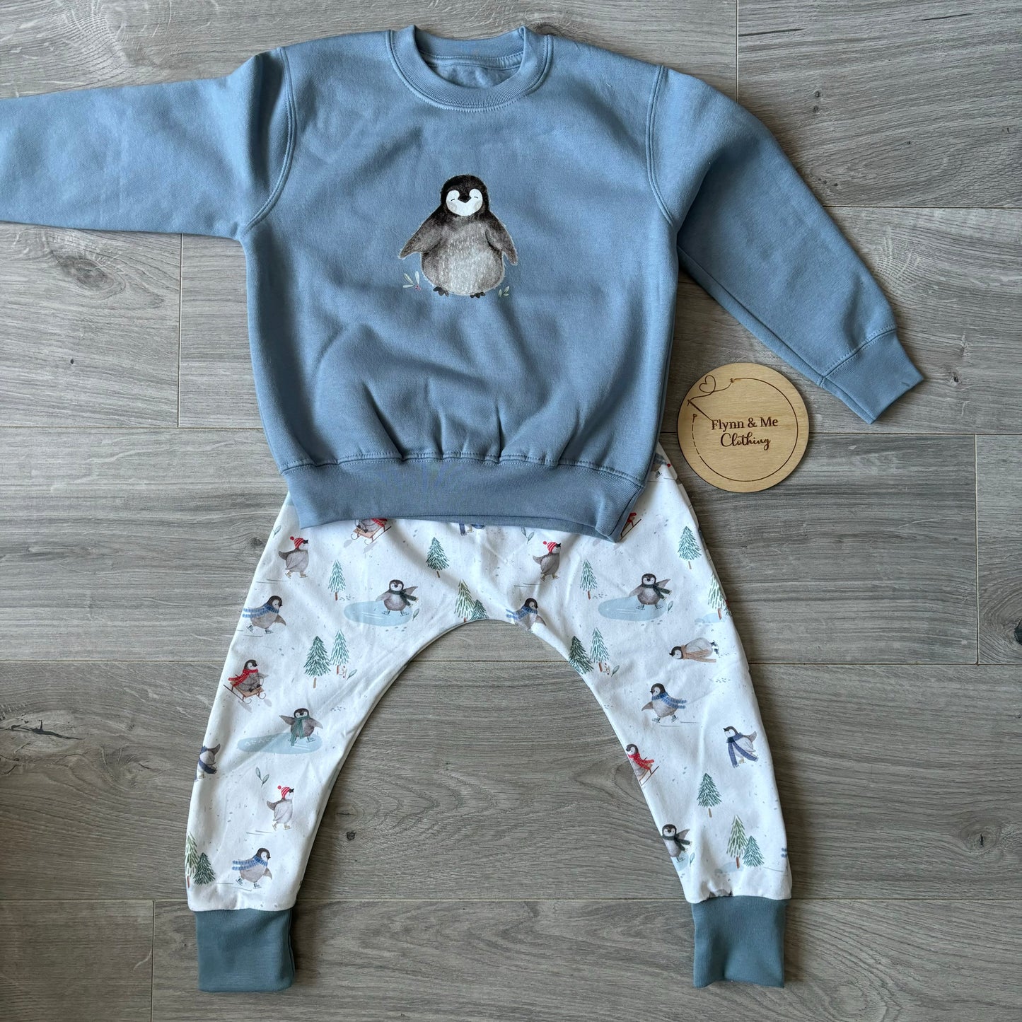 Penguin Parade Leggings