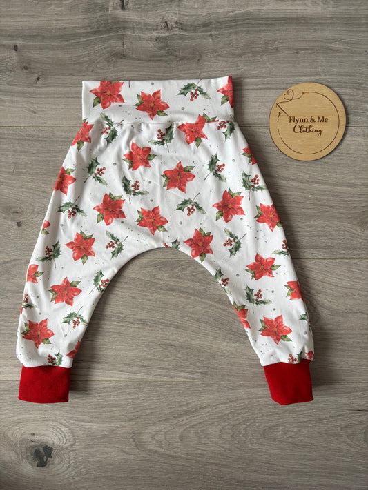 Poinsettia Bloom Leggings