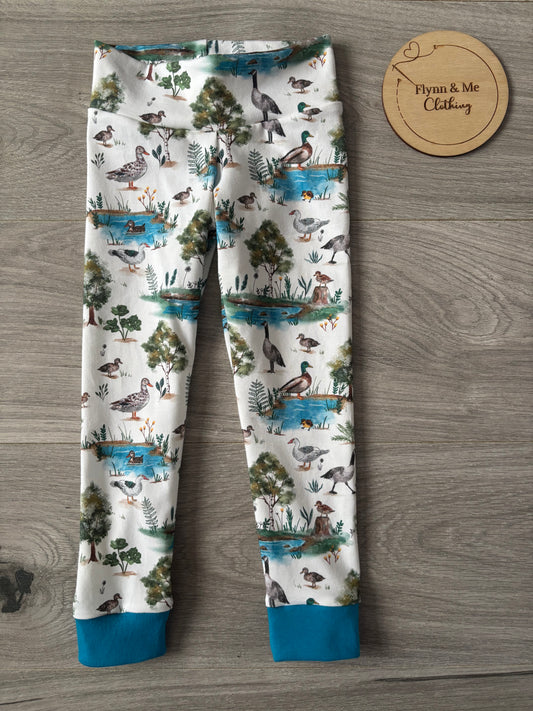 Little Water Waddles Leggings